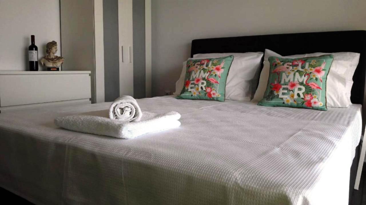Apollo Romantic Sea View Villa Kiveri Luaran gambar