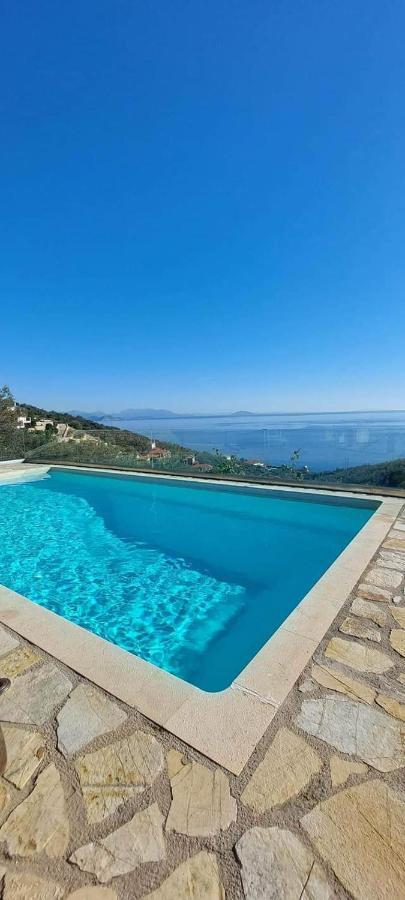 Apollo Romantic Sea View Villa Kiveri Luaran gambar