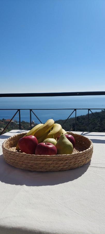 Apollo Romantic Sea View Villa Kiveri Luaran gambar