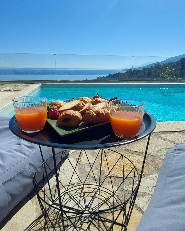Apollo Romantic Sea View Villa Kiveri Luaran gambar
