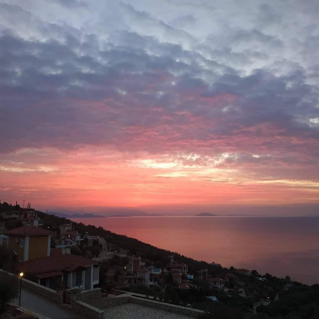 Apollo Romantic Sea View Villa Kiveri Luaran gambar